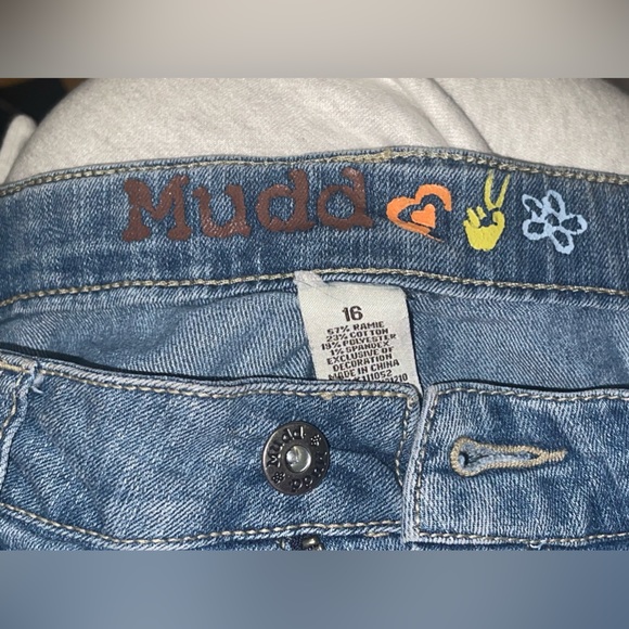 Vintage Mudd jean shorts - Picture 5 of 6
